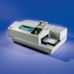 Kuvassa Molecular Devices SpectraMax Plus 384 kuoppalevylukija